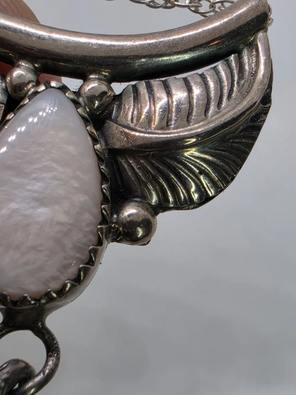 Vintage Native American Sterling Silver MOP White Dangle Feather Necklace Signed